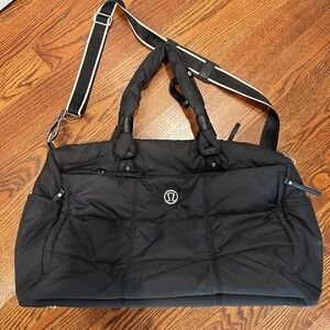 Lululemon duffel/gym bag